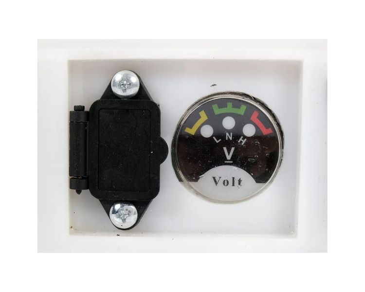 Обприскувач акумуляторний на сонячній батареї YATO YT-86220, 16 л, 12В, 8 Аг фото