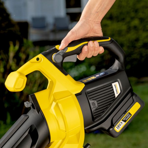 Karcher BLV 18-200 (1.444-100.0) воздуходув-пылесос садовый аккумуляторный 18В, 200 км/ч (без АКБ) фото