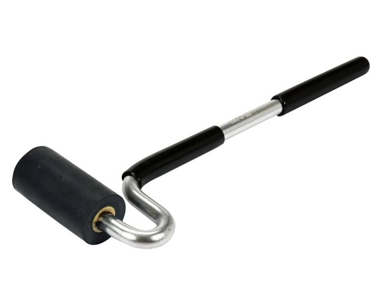 Валик прижимной 75 мм на алюминиевой ручке YATO YT-44150, Ø 38 мм фото