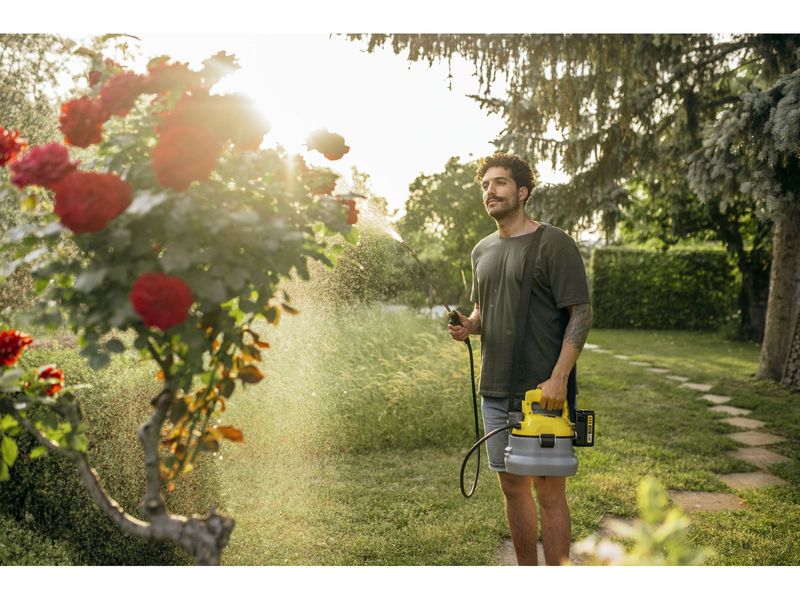 Обприскувач садовий акумуляторний Karcher PSU 4-18 (1.445-300.0), 18В, 4 л, 3 бара (корпус) фото