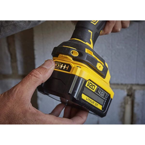 Stanley FatMax SFMCB14M1 аккумулятор 4 Ач + зарядное устройство, 18В фото