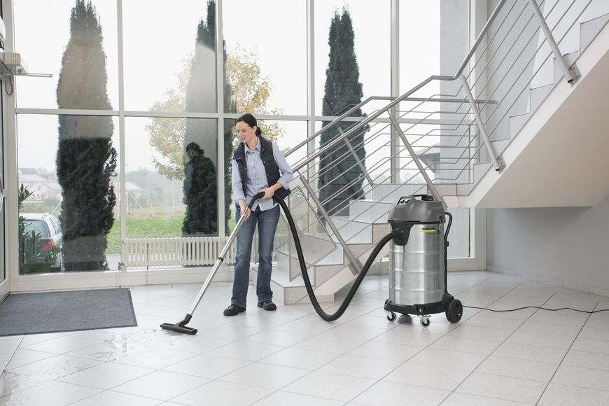 Karcher NT 90/2 Me Classic Edition двомоторний (1.667-700.0), 2300 Вт, 90 л, сухе/вологе фото