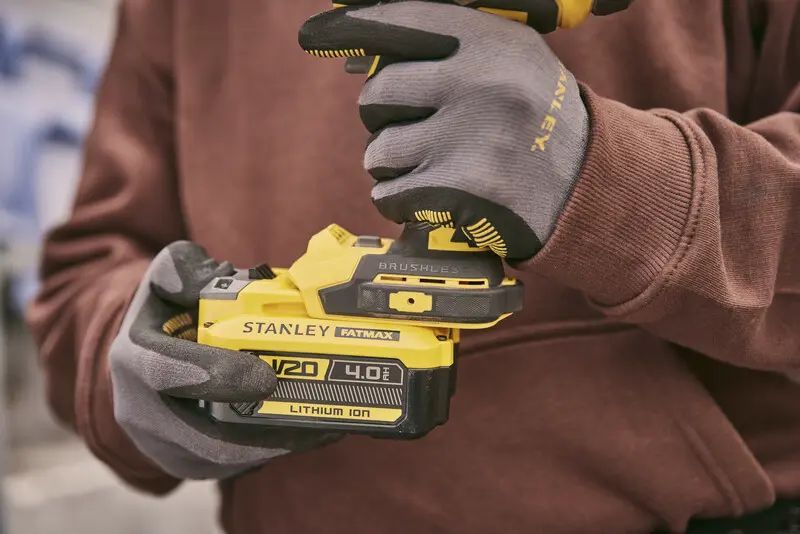 Stanley FatMax SFMCF940B гайковерт акумуляторний безщітковий 950 Нм, 1/2", 2000 об/хв, 2600 уд/хв (корпус) фото